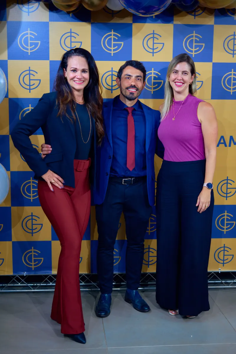 Equipe e pacientes no evento do Instituto Gabriel Campos